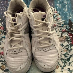 Nike White and Lavender Athletic Shoes